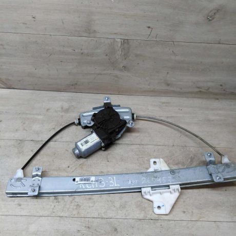 steklopodieemnik-zadnii-levyi-hyundai-solaris-art-39976-big-0