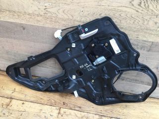 steklopodieemnik-zadnii-levyi-mazda-6-gg-art-40169