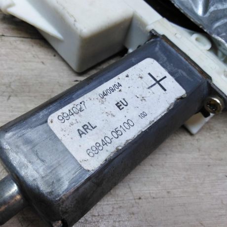 steklopodieemnik-zadnii-levyi-toyota-avensis-t25-art-40276-big-2