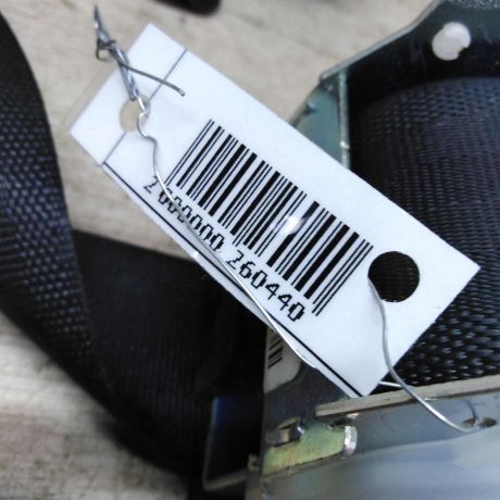 remen-bezopasnosti-zadnii-srednii-hyundai-solaris-art-40339-big-2