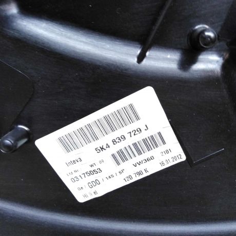 steklopodieemnik-zadnii-levyi-volkswagen-golf-6-art-40949-big-2