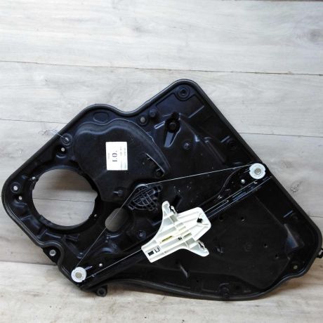 steklopodieemnik-zadnii-levyi-volkswagen-golf-6-art-40949-big-1