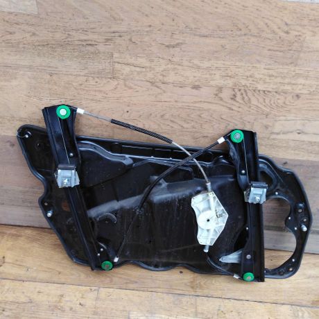 steklopodieemnik-perednii-pravyi-volkswagen-passat-b7-art-40985-big-5