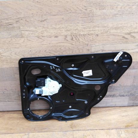 steklopodieemnik-zadnii-pravyi-volkswagen-passat-b7-art-40986-big-0