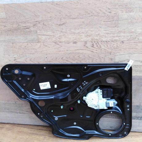 steklopodieemnik-zadnii-levyi-volkswagen-passat-b7-art-40987-big-0