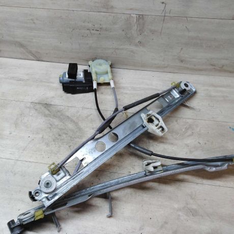 steklopodieemnik-perednii-pravyi-renault-megane-2-art-41175-big-4