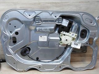 steklopodieemnik-perednii-levyi-ford-c-max-do-rest-art-41179