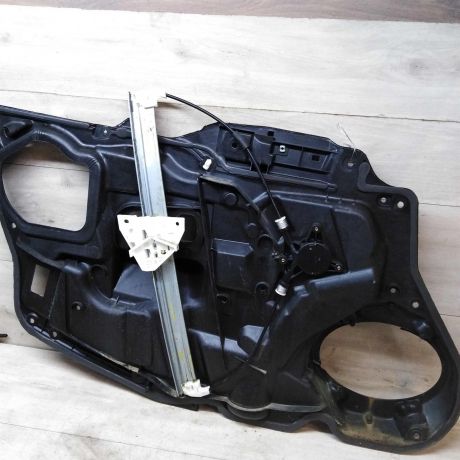 steklopodieemnik-perednii-pravyi-mazda-6-gg-art-41180-big-4