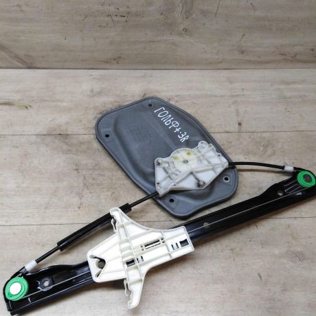 steklopodieemnik-zadnii-pravyi-volkswagen-golf-plus-05gv-art-41273-big-3