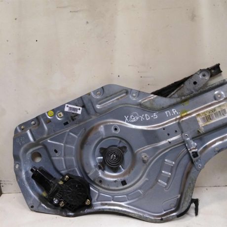 steklopodieemnik-perednii-pravyi-hyundai-elantra-iii-xd-2-do-rest-art-41430-big-0