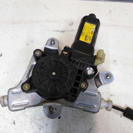 steklopodieemnik-zadnii-pravyi-hyundai-accent-ii-art-41783-big-1