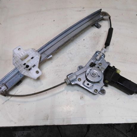 steklopodieemnik-zadnii-pravyi-hyundai-accent-ii-art-41783-big-2