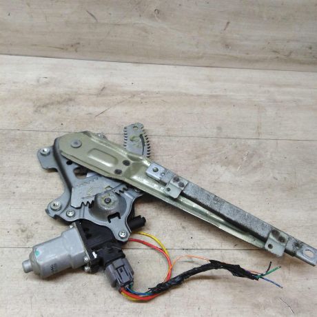 steklopodieemnik-zadnii-pravyi-mitsubishi-lancer-10-sedan-art-41947-big-1