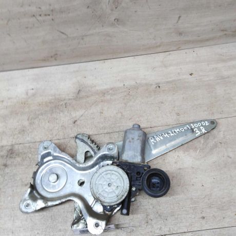 steklopodieemnik-zadnii-pravyi-toyota-rav4-ii-xa20-art-42113-big-1