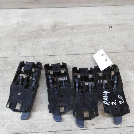 rucka-dveri-vnutrenniaia-toyota-rav4-ii-xa20-art-42348-big-1