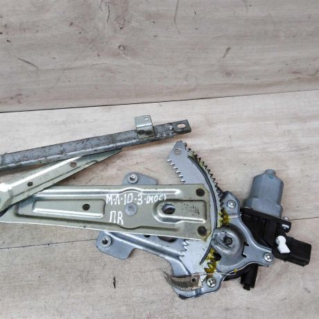 steklopodieemnik-perednii-pravyi-mitsubishi-lancer-10-art-42692-big-1