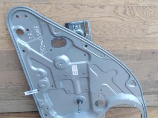 steklopodieemnik-zadnii-pravyi-mexaniceskii-ford-focus-2-rest-art-42807