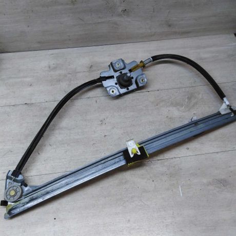 steklopodieemnik-mexaniceskii-perednii-pravyi-renault-megane-1-sedan-art-43202-big-1