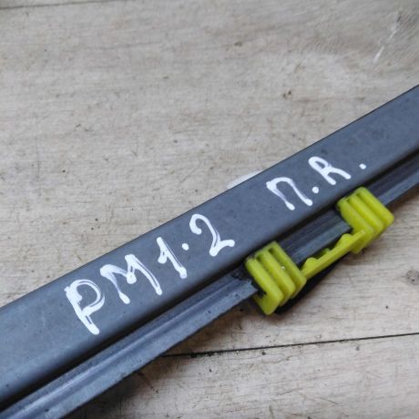 steklopodieemnik-mexaniceskii-perednii-pravyi-renault-megane-1-sedan-art-43202-big-3