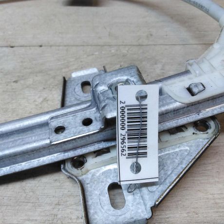 steklopodieemnik-mexaniceskii-zadnii-pravyi-renault-megane-1-sedan-art-43212-big-2