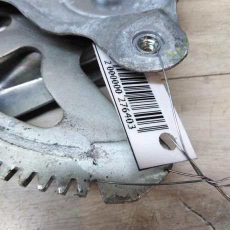 steklopodieemnik-zadnii-levyi-toyota-camry-v40-art-43320-big-1