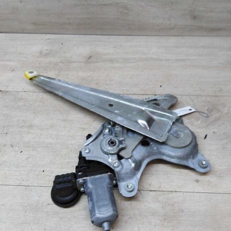 steklopodieemnik-zadnii-levyi-toyota-camry-v40-art-43320-big-2