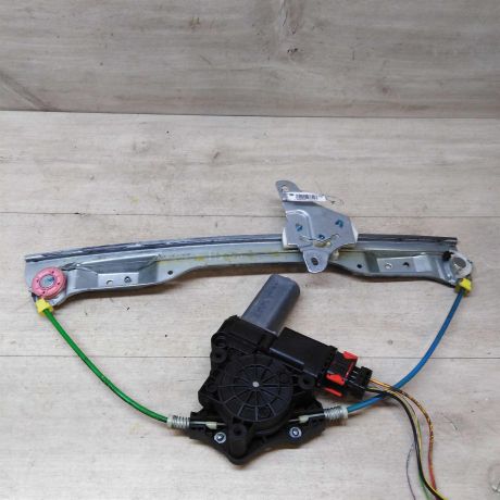 steklopodieemnik-perednii-levyi-opel-corsa-d-art-43347-big-0