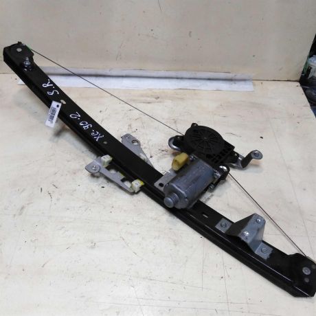 steklopodieemnik-zadnii-pravyi-volvo-xc90-rest-art-43519-big-0