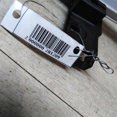 steklopodieemnik-zadnii-levyi-mazda-3-bl-xetcbek-art-43750-big-1