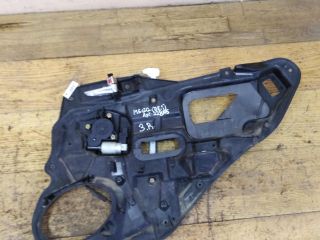 steklopodieemnik-zadnii-pravyi-mazda-6-art-43820