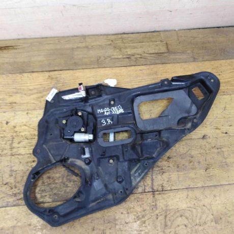 steklopodieemnik-zadnii-pravyi-mazda-6-art-43820-big-0