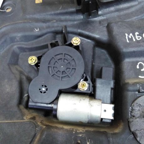 steklopodieemnik-zadnii-pravyi-mazda-6-art-43820-big-1