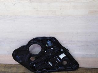 steklopodieemnik-zadnii-pravyi-hyundai-sonata-6-yf-art-43929