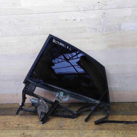 steklopodieemnik-zadnii-levyi-audi-a6-c5-sedan-do-rest-art-43941-big-0