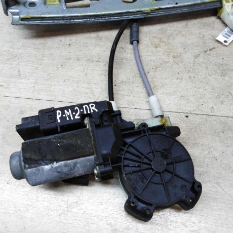 steklopodieemnik-perednii-pravyi-renault-megane-2-art-43957-big-2