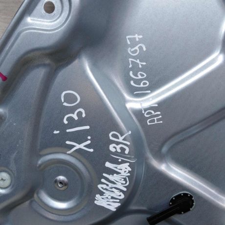 steklopodieemnik-zadnii-pravyi-hyundai-i30-i-art-44139-big-3