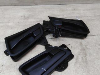 rucka-vnutrenniaia-otkryvaniia-dveri-hyundai-i30-art-44151