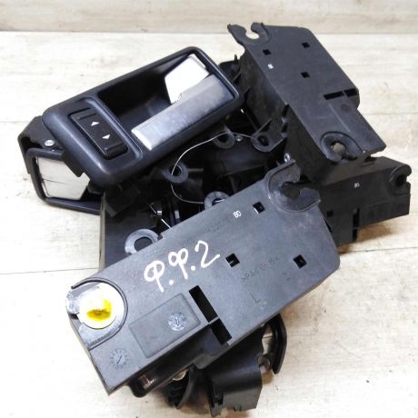 rucka-vnutrenniaia-otkryvaniia-dveri-ford-focus-2-do-rest-7-stuk-art-44152-big-2