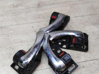 rucka-vnutrenniaia-otkryvaniia-dveri-toyota-camry-v40-art-44320