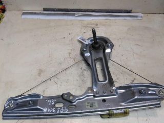 steklopodieemnik-zadnii-levyi-mexaniceskii-ford-focus-3-rest-17gv-art-44360