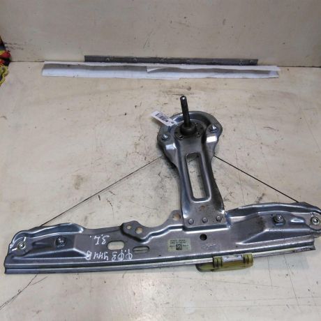 steklopodieemnik-zadnii-levyi-mexaniceskii-ford-focus-3-rest-17gv-art-44360-big-0