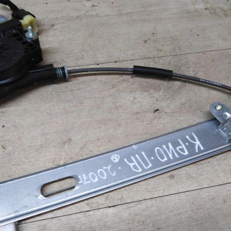 steklopodieemnik-perednii-pravyi-kia-rio-ii-07gv-art-44656-big-2