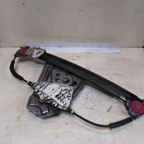 steklopodieemnik-zadnii-pravyi-mercedes-w220-art-44827-big-2