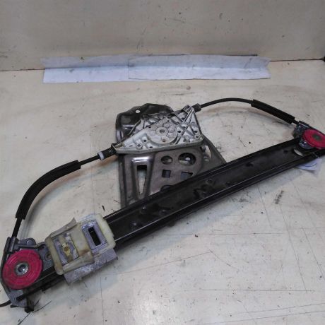 steklopodieemnik-zadnii-levyi-mercedes-w220-art-44829-big-3