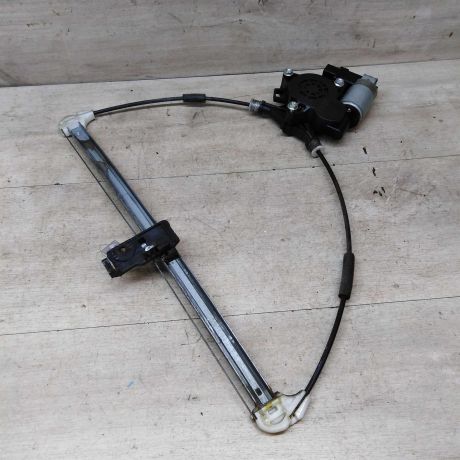 steklopodieemnik-zadnii-pravyi-mazda-6-gg-art-45087-big-0