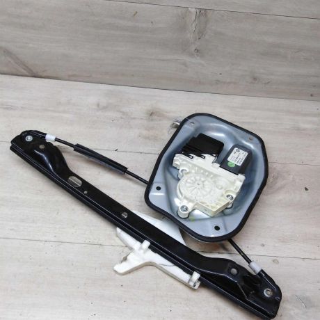 steklopodieemnik-zadnii-levyi-volkswagen-jetta-5-art-45689-big-0