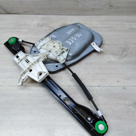 steklopodieemnik-zadnii-levyi-volkswagen-jetta-5-art-45689-big-2