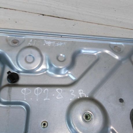 steklopodieemnik-zadnii-pravyi-ford-focus-2-do-rest-art-45844-big-1