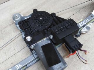 steklopodieemnik-zadnii-levyi-opel-zafira-b-art-46068