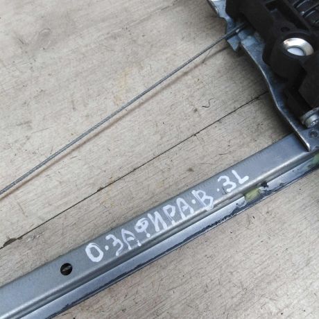 steklopodieemnik-zadnii-levyi-opel-zafira-b-art-46068-big-1